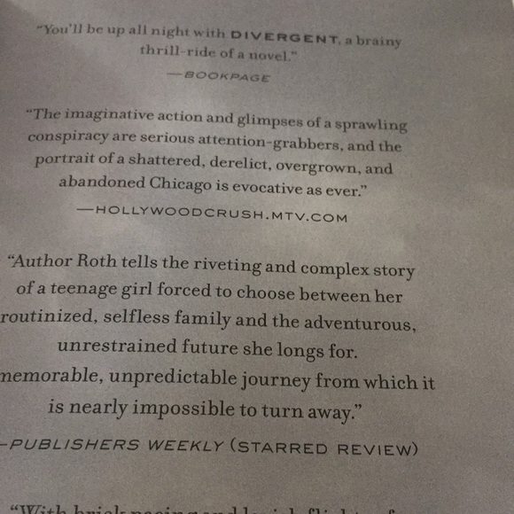 Books Midsummer Night’s Scream & Four - Picture 4 of 6